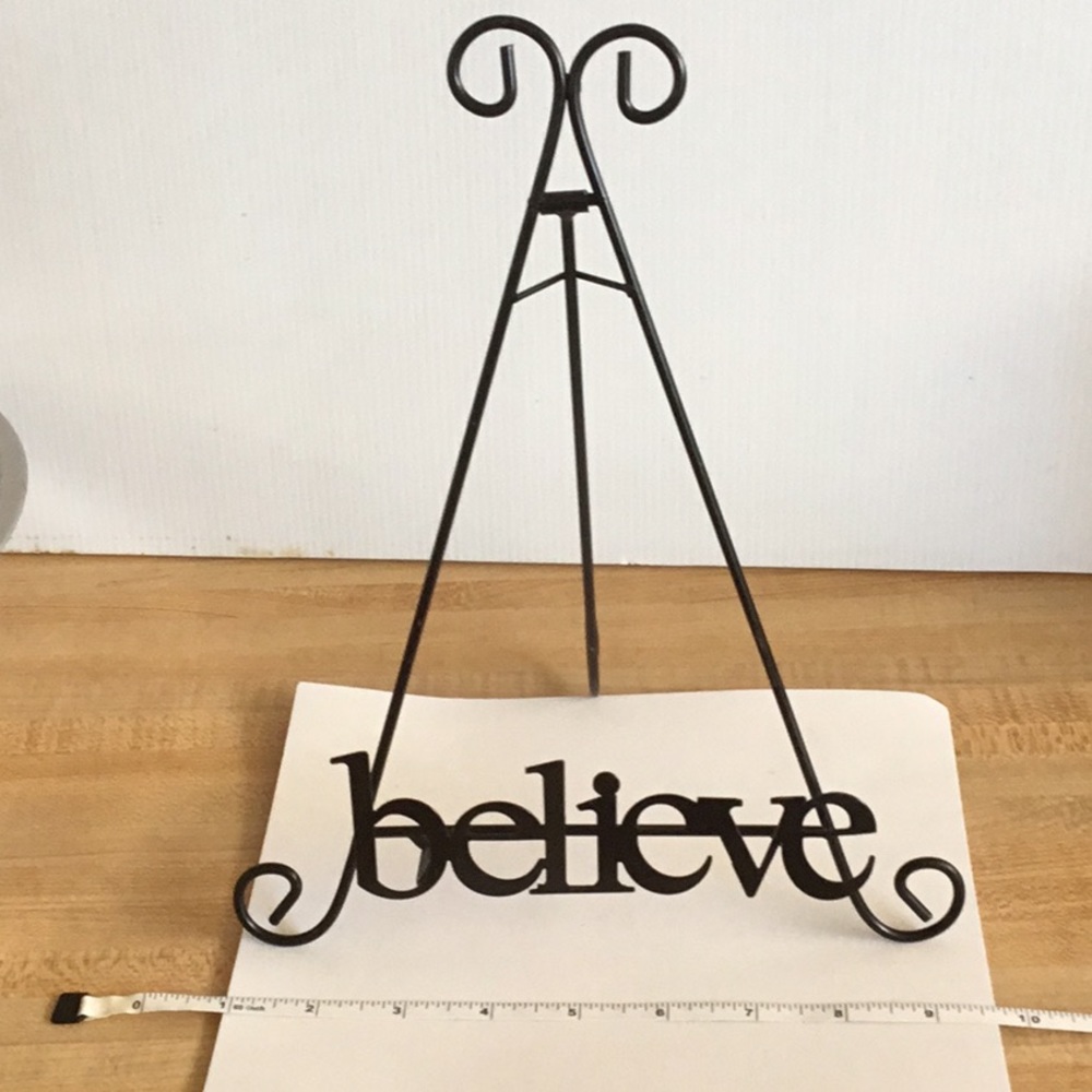 NWOT Picture stand